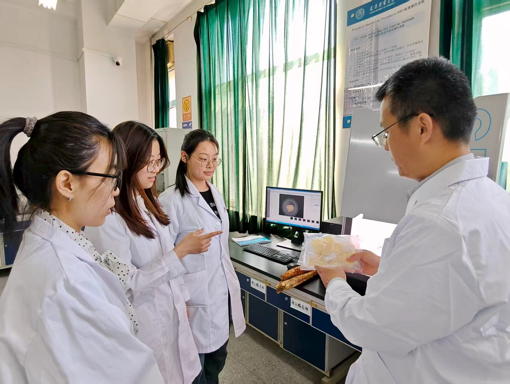 学习强国报道beat365官网肉苁蓉研究中心在新疆于田揭牌